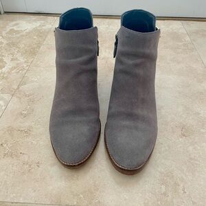 Cole Haan Gray Suede Ankle Booties Size 9 Grand 360